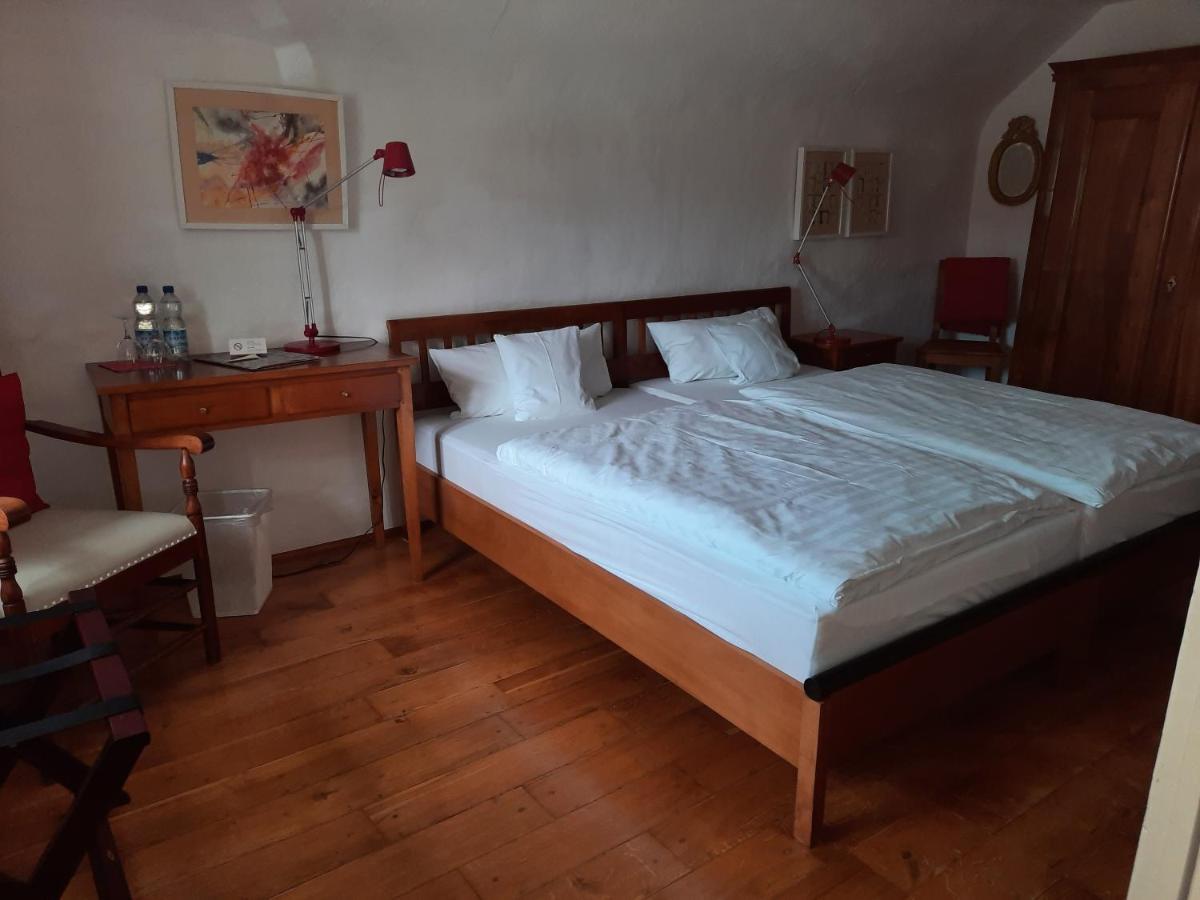 Maternushof Hotel Pomster Kültér fotó